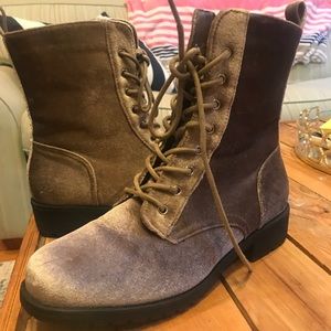 Like new velvet combat boots